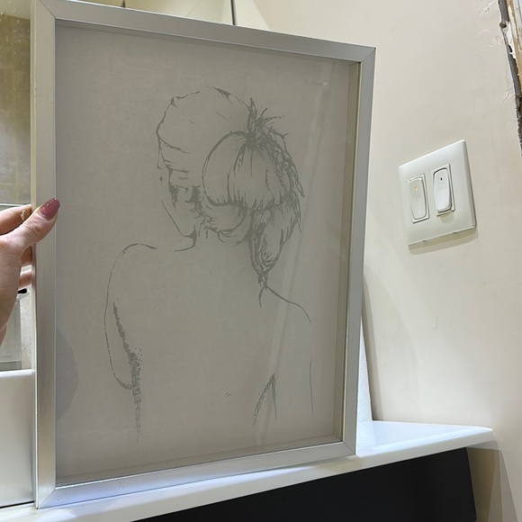 Female Back Silhouette Minimalist Wall Art - Picture 5 of 7